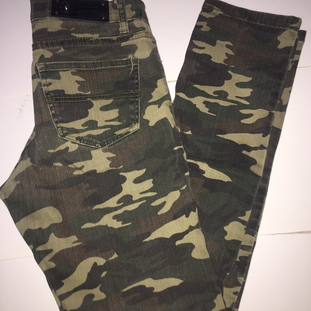Camo jeans